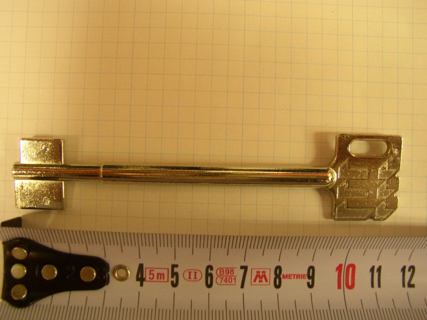 Trezorový klíč RT103